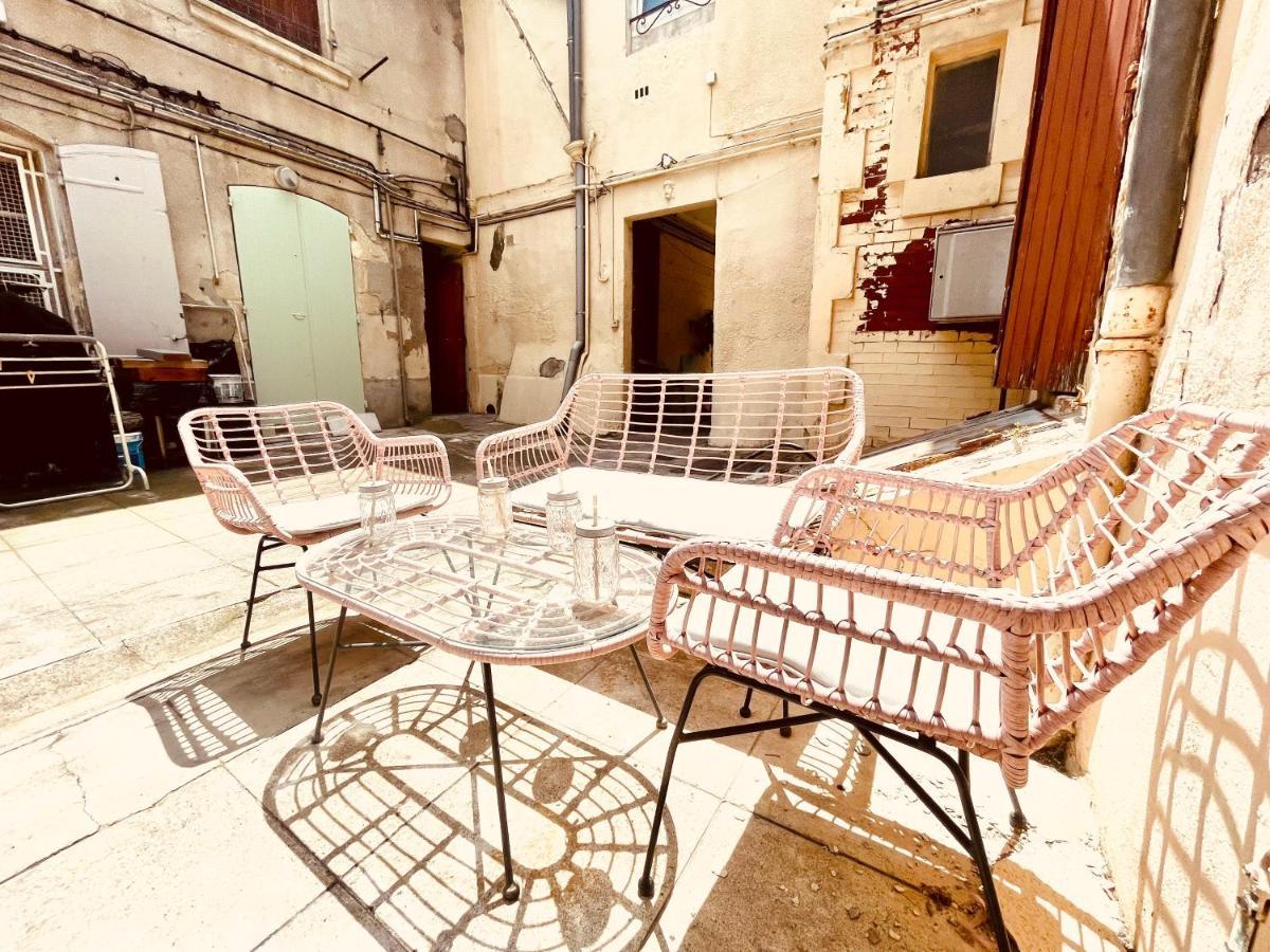 Le Coeur De Nimes Leilighet Eksteriør bilde